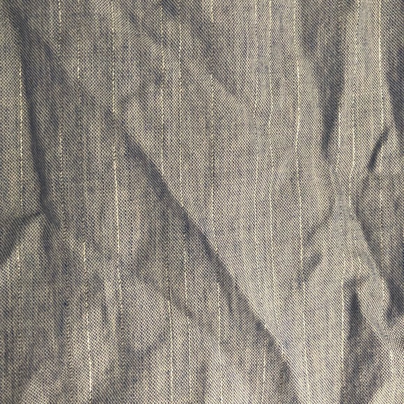 H&M’s button down - Picture 2 of 3